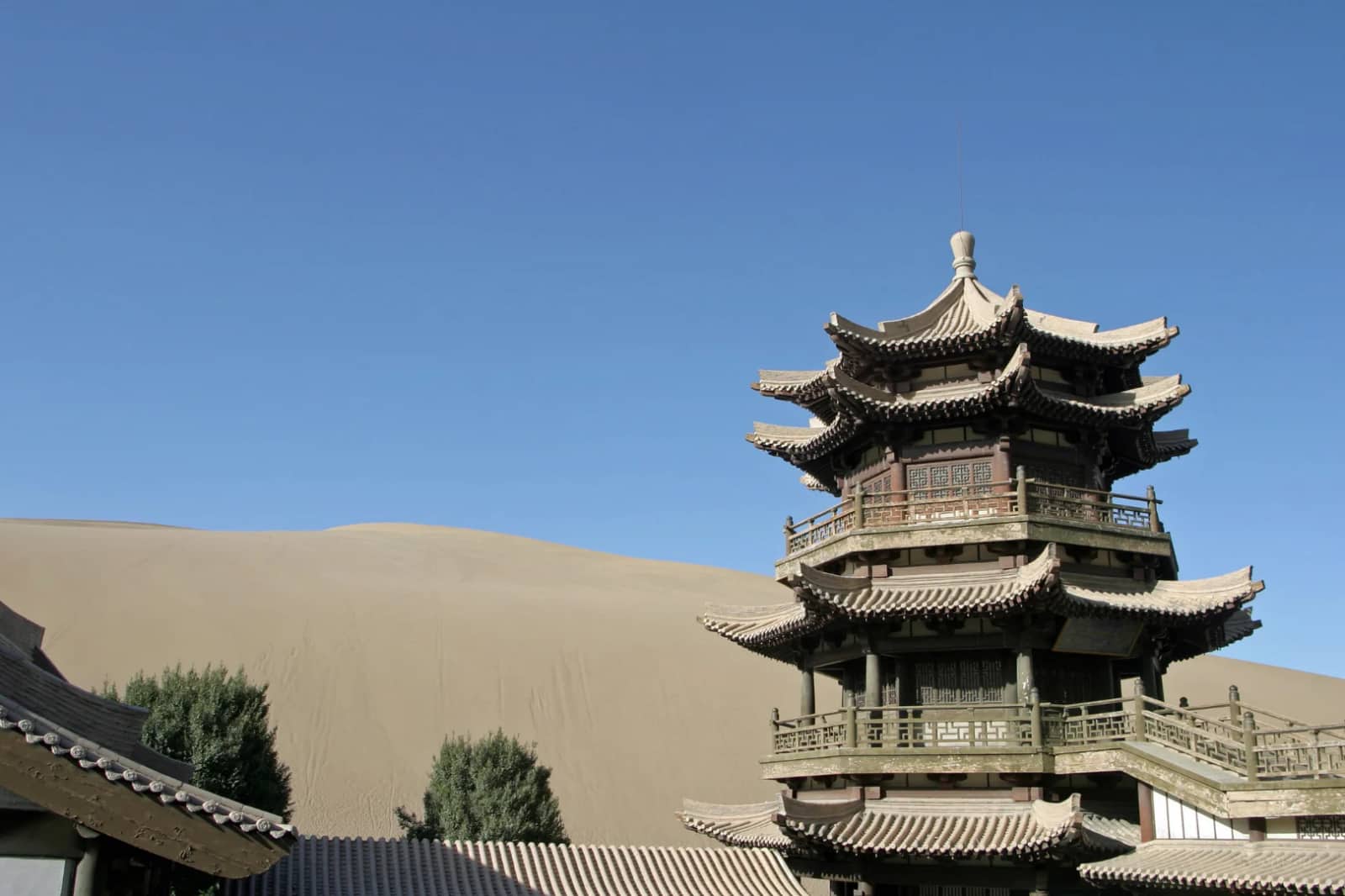 The pavilion beside Crescent Lake in Dunhuang